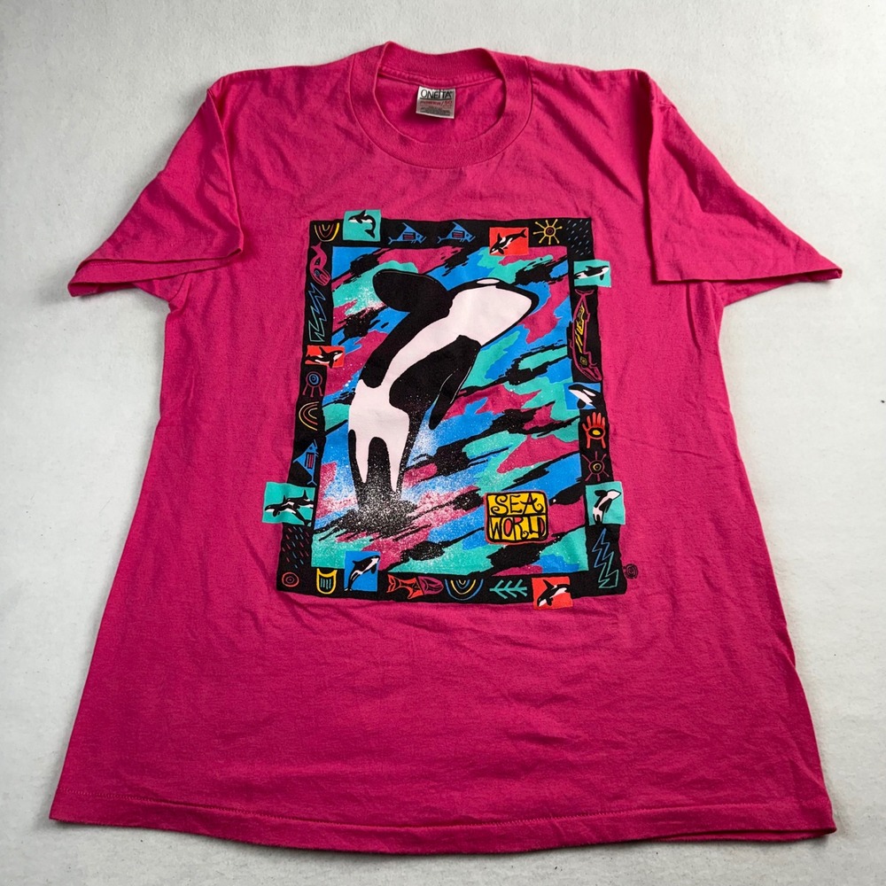 Vintage 90s SeaWorld Shamu Orca Graphic T-Shirt Pink Oneita Made in USA Large‎